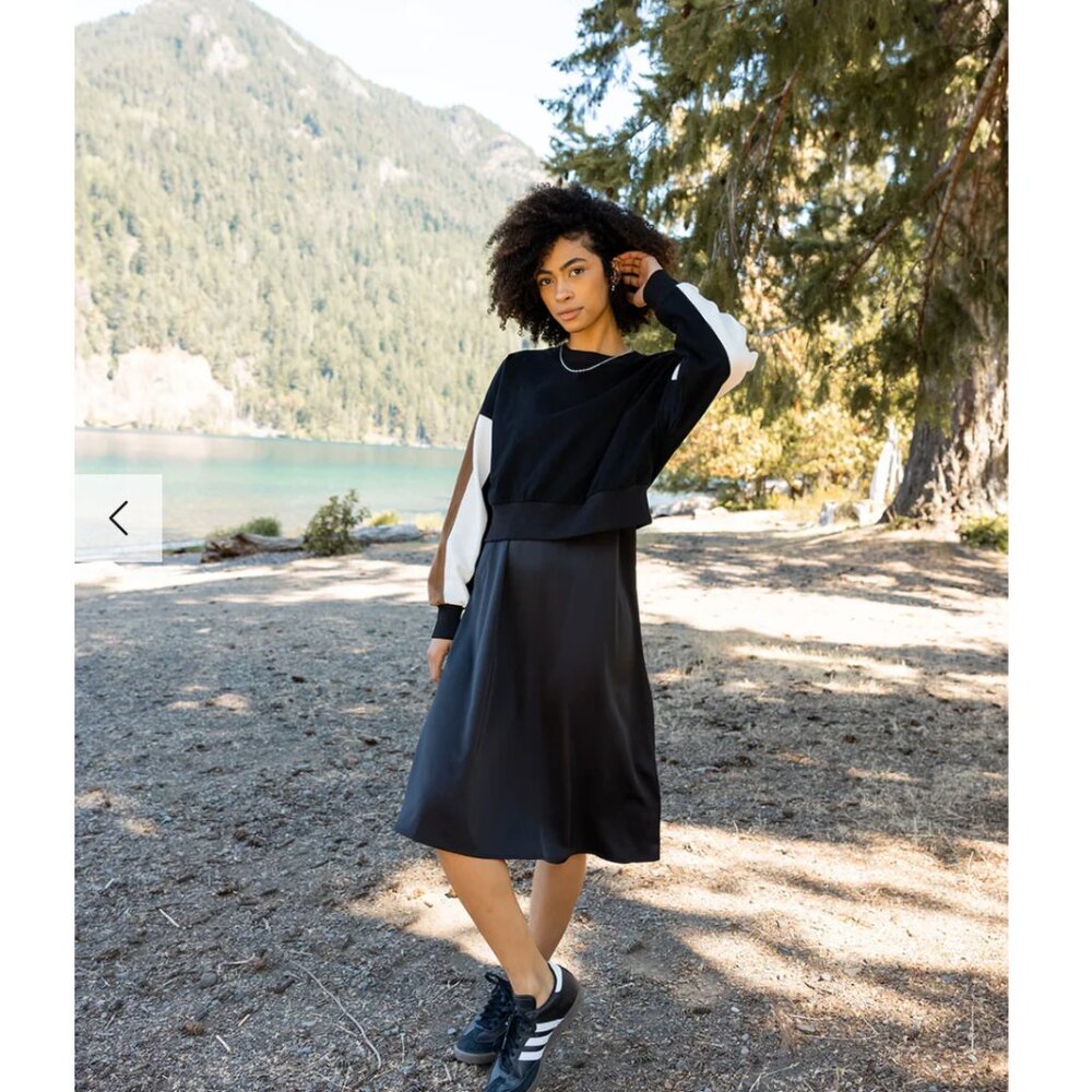 Point black slip skirt size S